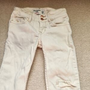 abercrombie girls size 5/6 cream cropped flare